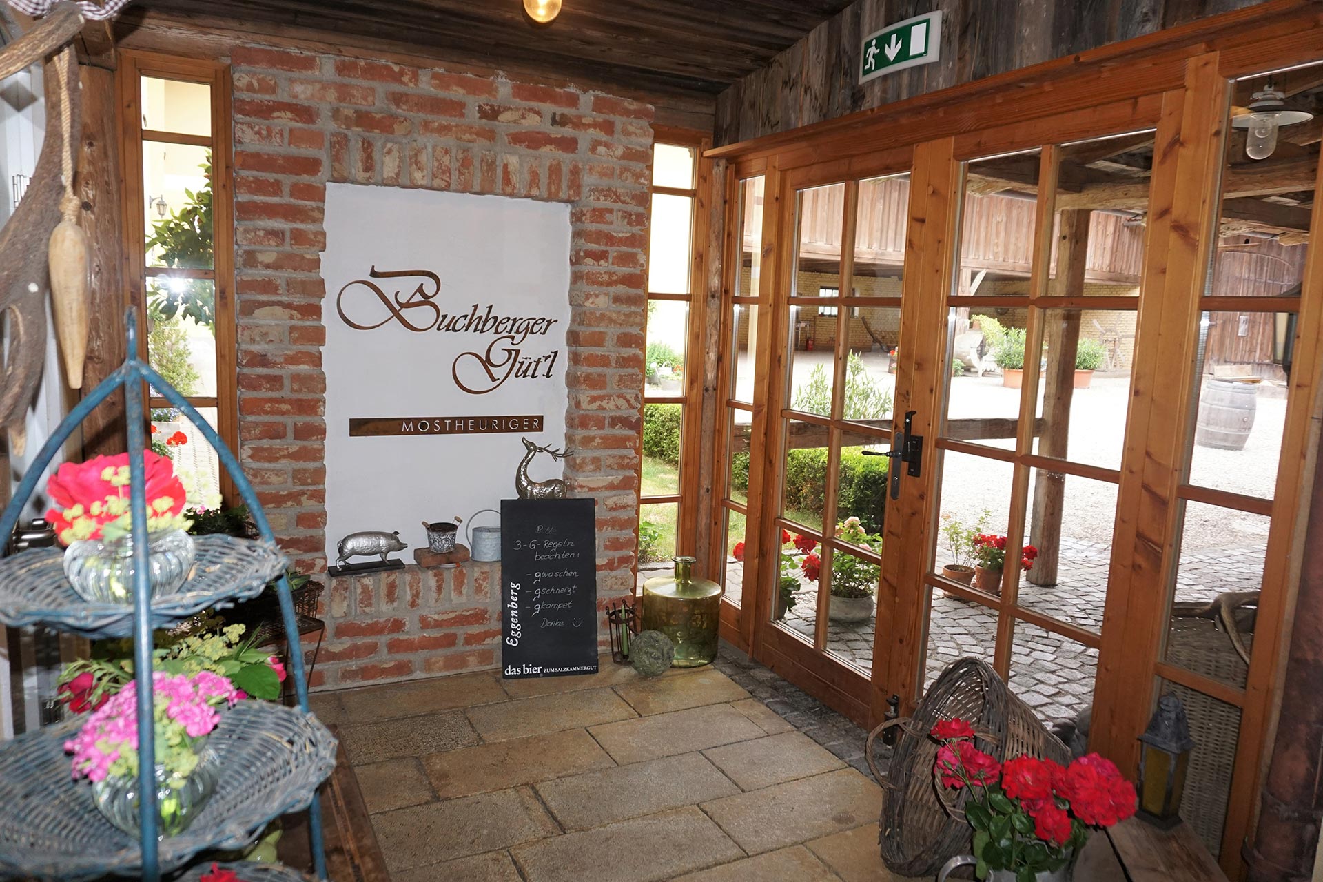 Eingang von Buchberger Güt’l in Lambach